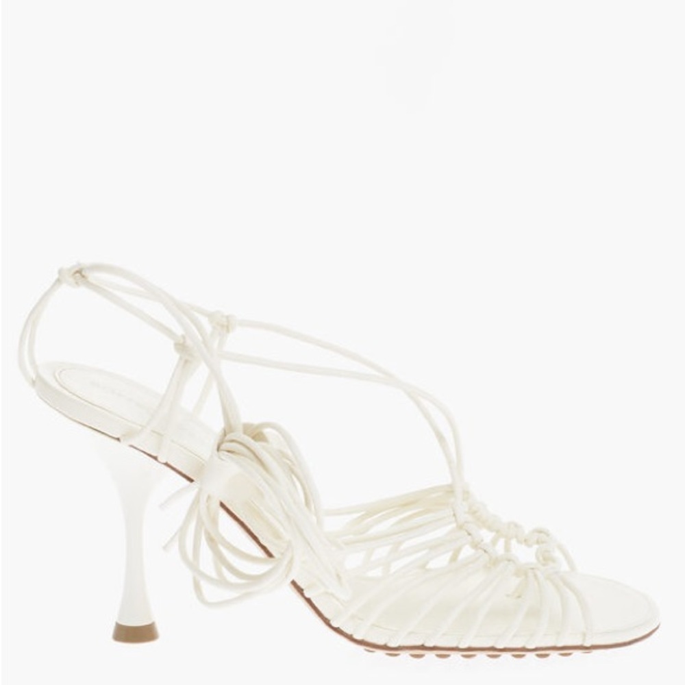 BOTTEGA VENETA
Leather heels